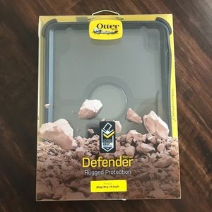 Otterbox for iPad Pro 11”